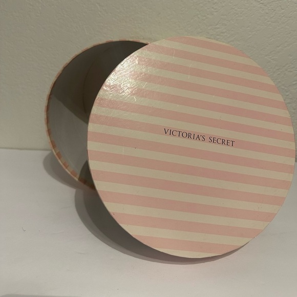 Victoria’s Secret | Rare Vintage Hat Storage Box 9x7 - Picture 3 of 4